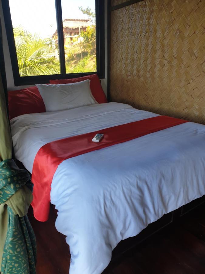 Miley Lodging Restobar New Busuanga Luaran gambar